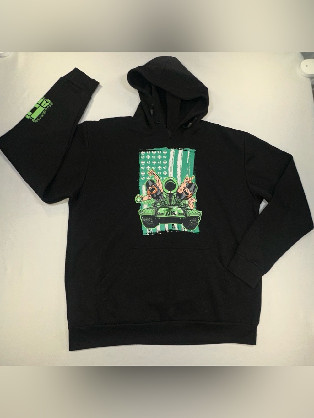 Vintage WWE D Generation X DX Army Tank Hoodie ‘08 Medium Authentic Wrestling